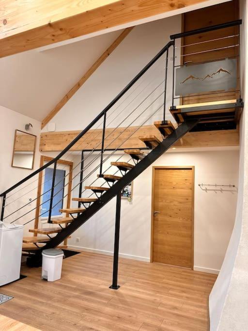 La Tour En Belledonne Villa Theys Exterior photo